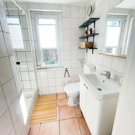 Gemuetlicher Bungalow In Natur Strand Naehe Ferienhaus